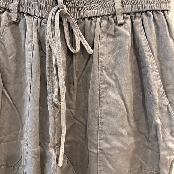 KES NYC - Gray Silk & Cotton Blend Joggers w/Pockets, Size M - Picture 2 of 3